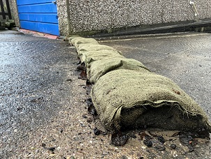 You’re totally wasting your time and money with sandbags that rot, fall apart and can’t be used inside