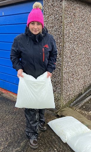 Lucy Bailey from Environmental Defence Systems Ltd with a FloodSax alternative sandbag